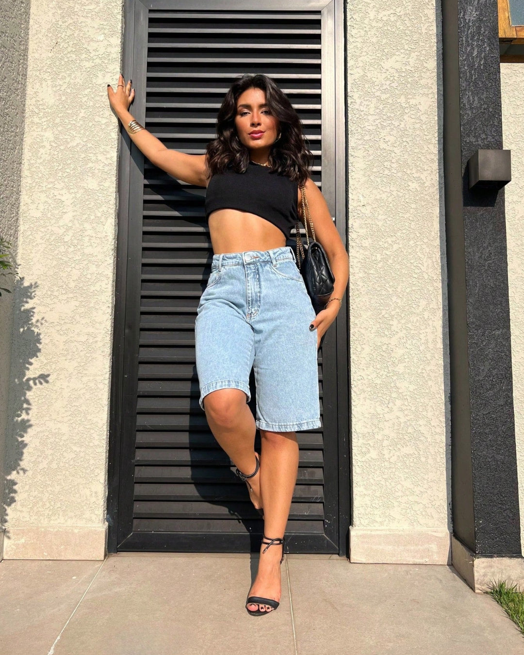 Bermuda Feminina Jeans Ate o Joelho Cintura Alta Casual