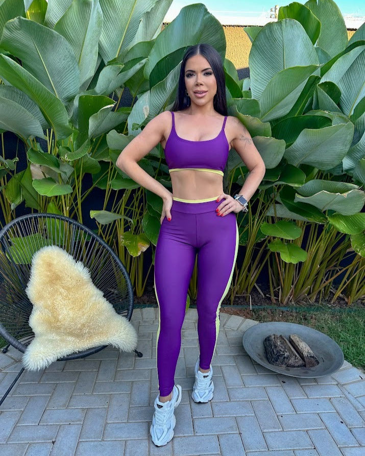 Conjunto Fitness Feminino Calça e Top com Listra Lateral