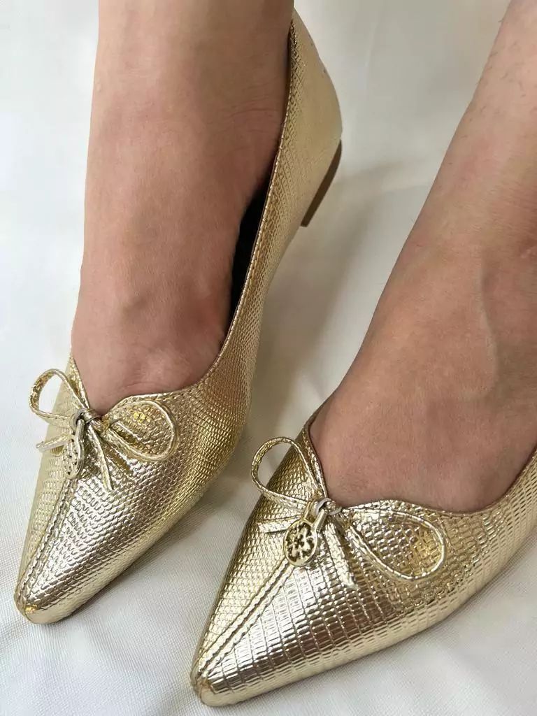 Sapatilha Feminina Bico Fino Dourada Laura
