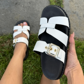 Papete Feminina Birken com Fivela Paola | Estilo e Conforto em Cada Passo
