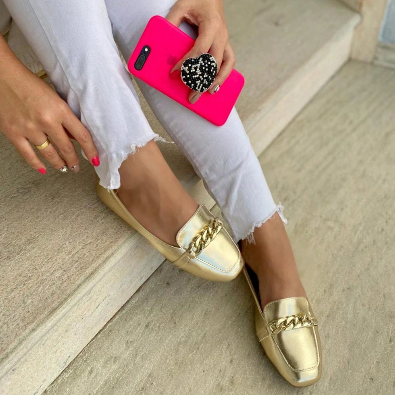 Sapatilha Mocassim Feminina Bico Quadrado com Corrente – Confortável, Luxuosa e Elegante
