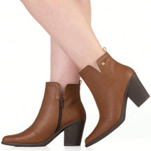 Bota Feminina Texana  Bico Fino Cano Médio com Salto | Estilo Western, Confortável e Tendência Blogueira