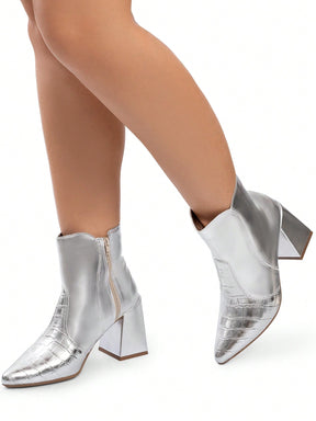 Vendedor IndicadoLumiss Bota Feminina Metalizada Salto Bloco Cano Curto Confortável Croco Brilho Blogueira Lumiss