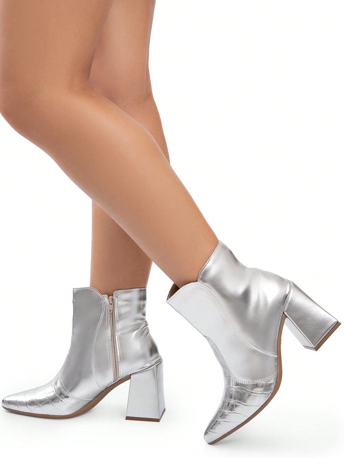 Vendedor IndicadoLumiss Bota Feminina Metalizada Salto Bloco Cano Curto Confortável Croco Brilho Blogueira Lumiss