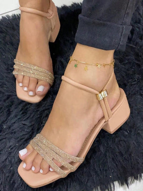 Sandália Feminina 2 em 1 Salto Baixo Grosso com Tira de Strass – Use Como Sandália ou Tamanco