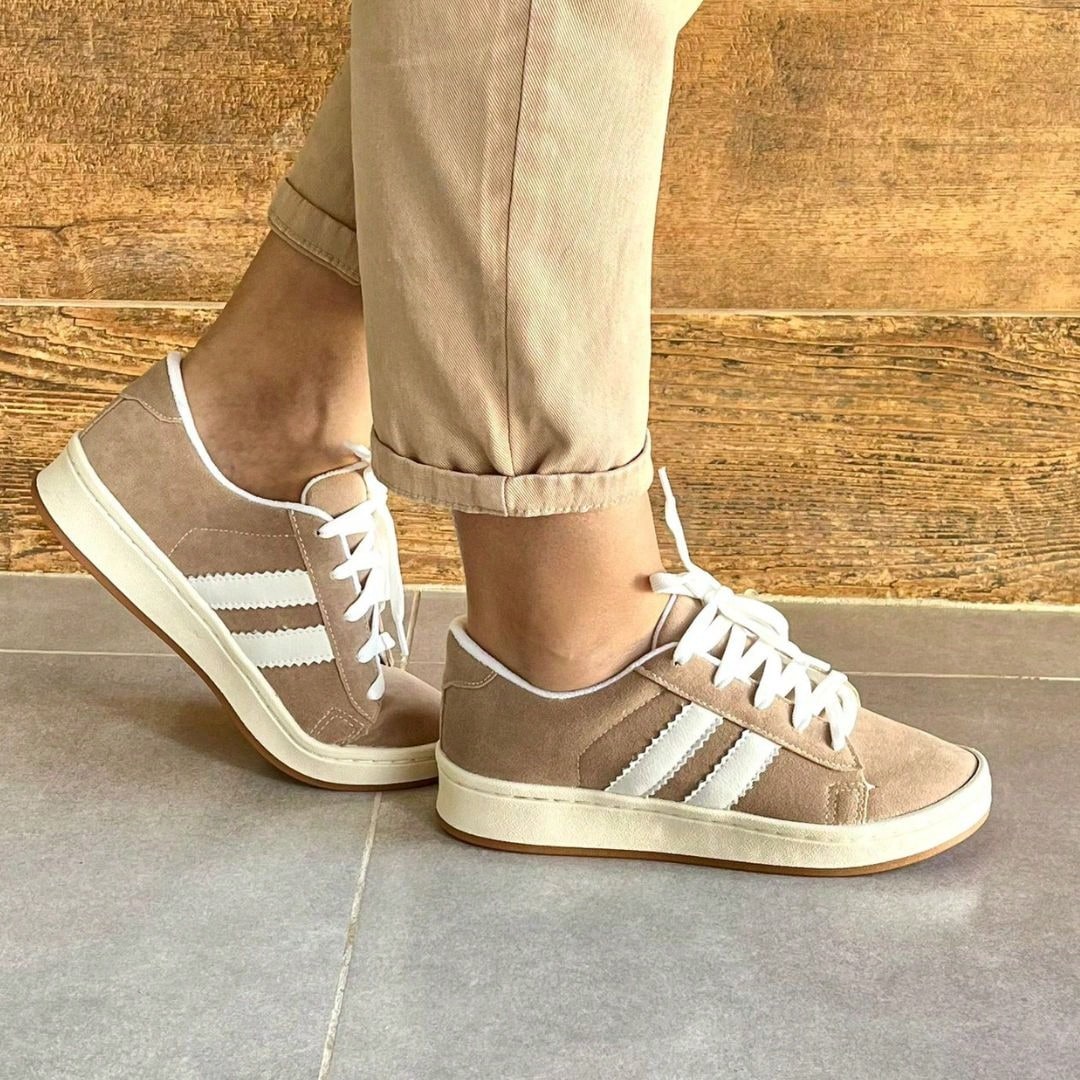 Tênis Casual Feminino Tradicional – Conforto e Estilo Clássico