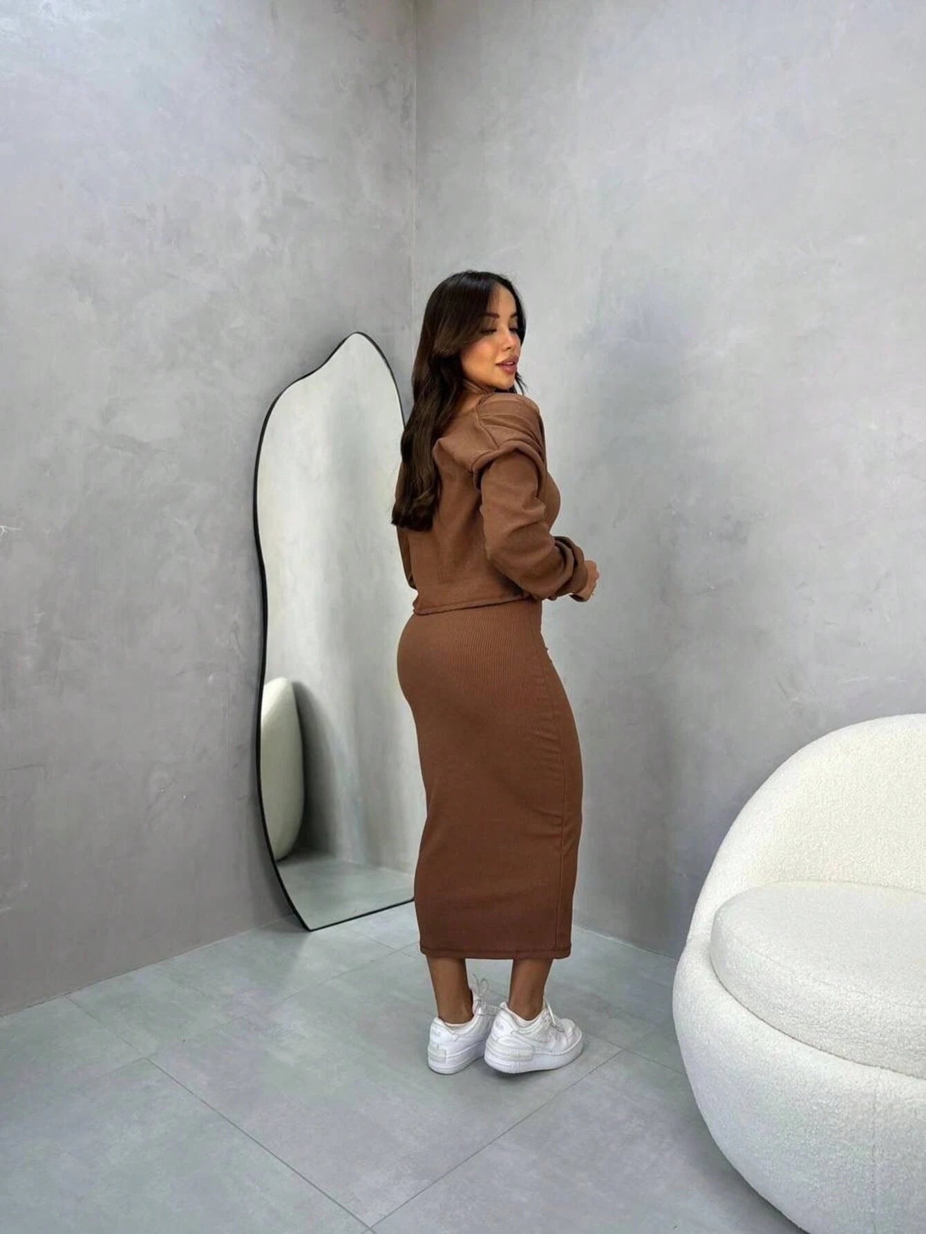 2 Peças - Vestido Longo Feminino com Alcinha e Casaco – Tecido Anarruga Elegante
