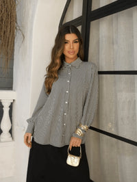 Camisa Manga Longa Feminina Listrada com Botões Solta em Tecido Crepe Premium sem Bolso Tendencia Casual Elegânte