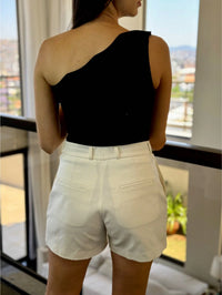 Regata Feminina Um Ombro em Tricot Modal | Tendência e Sofisticação