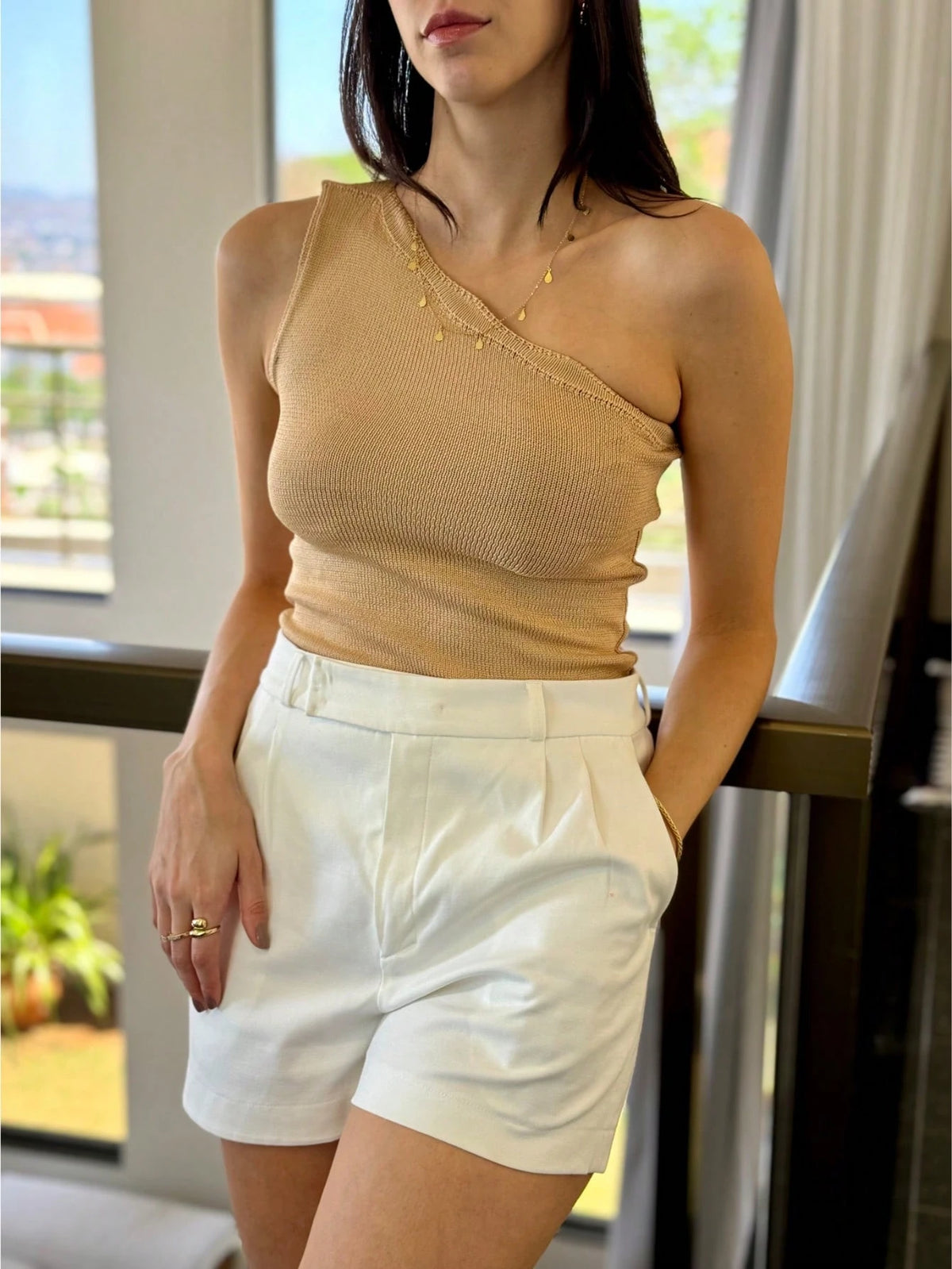 Regata Feminina Um Ombro em Tricot Modal | Tendência e Sofisticação