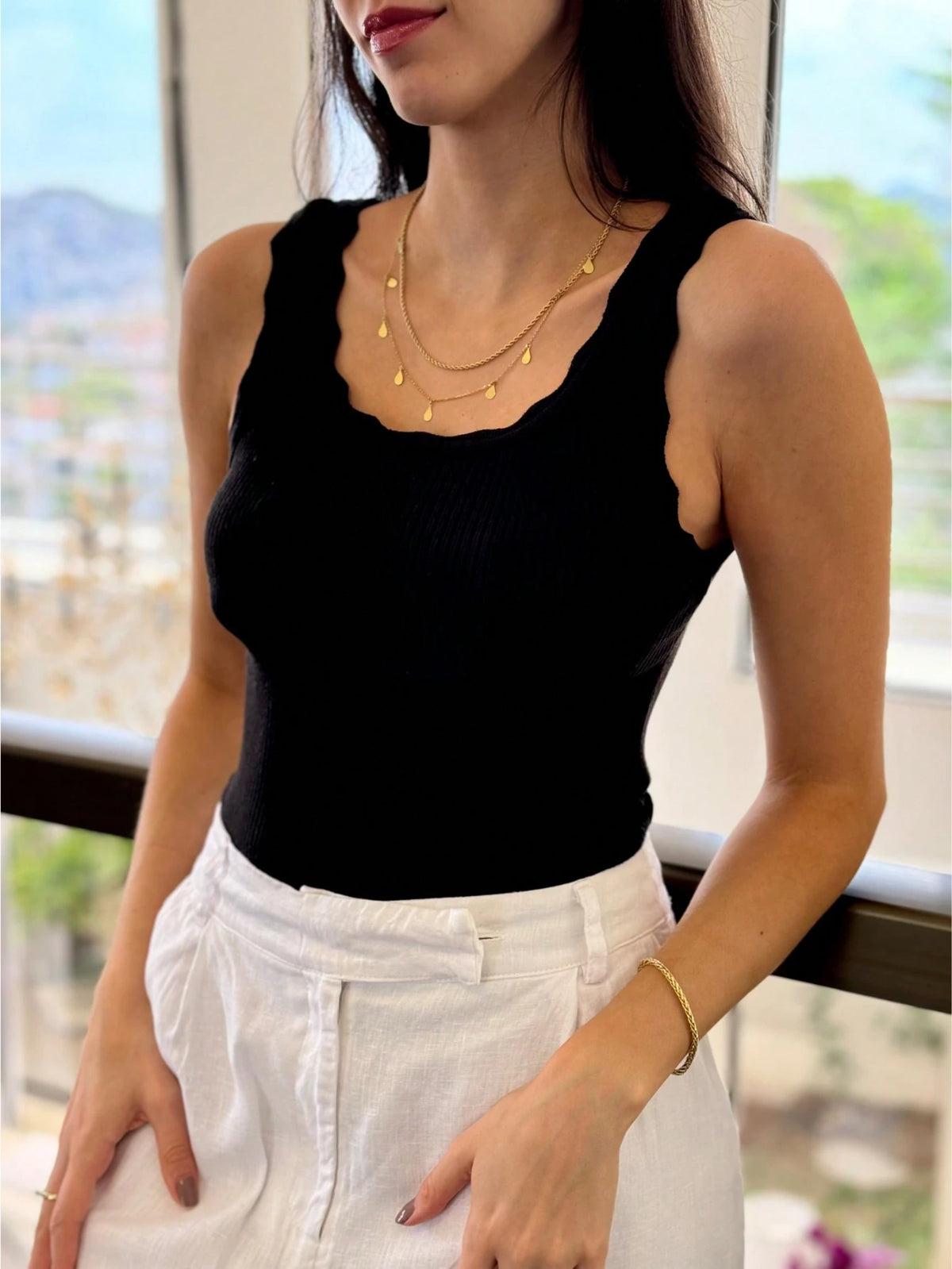 Regata Feminina Ondas em Tricot Modal | Leveza e Elegância para Todas as Ocasiões
