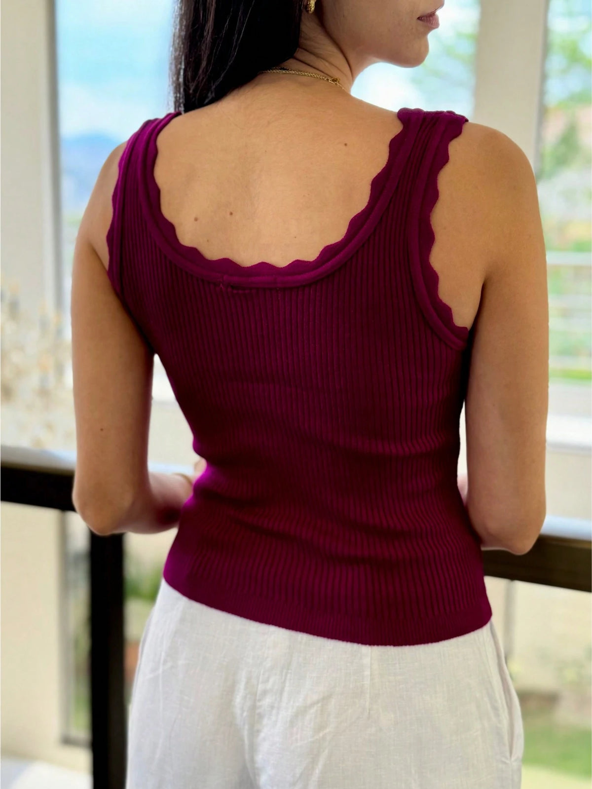 Regata Feminina Ondas em Tricot Modal | Leveza e Elegância para Todas as Ocasiões
