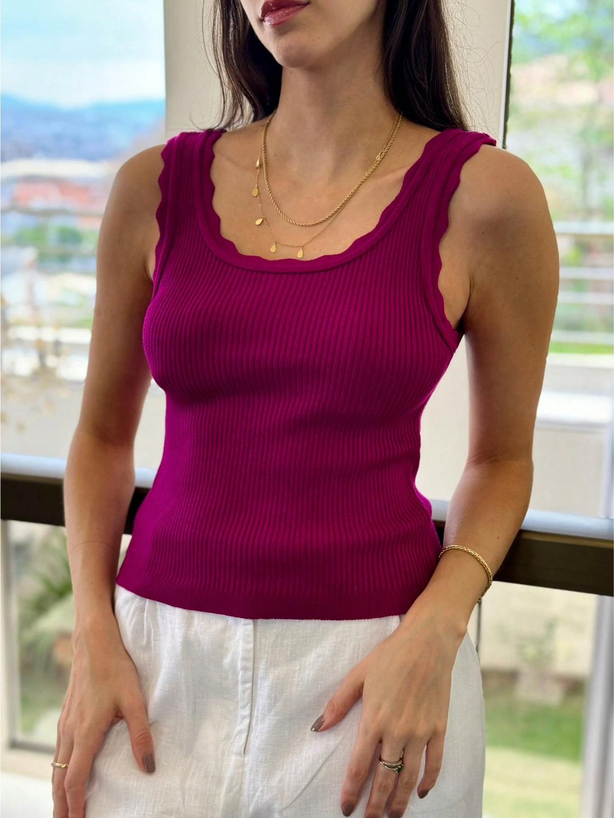 Regata Feminina Ondas em Tricot Modal | Leveza e Elegância para Todas as Ocasiões
