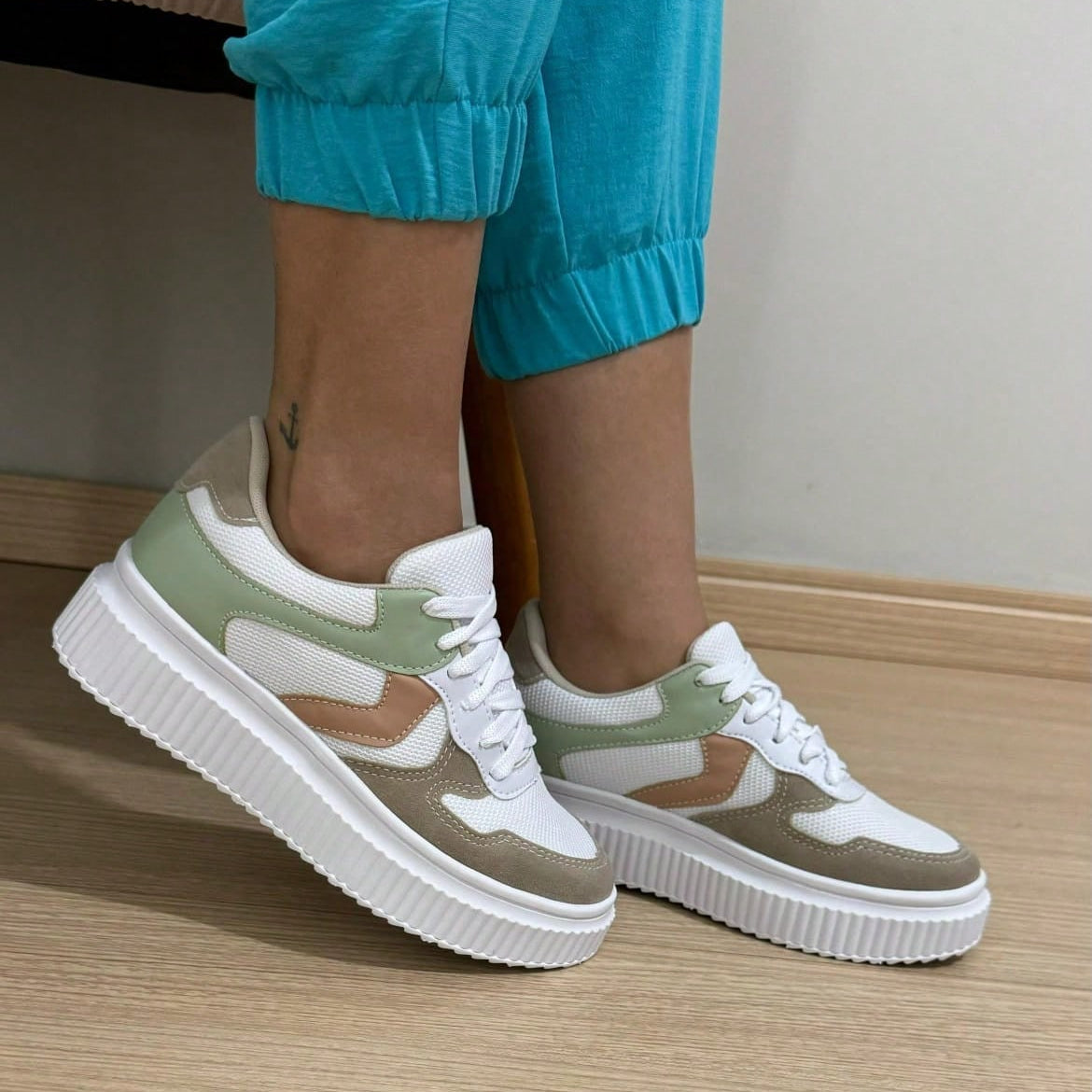 Tênis Feminino Esportivo Casual Confortável e Leve para Treinos e Dia a Dia