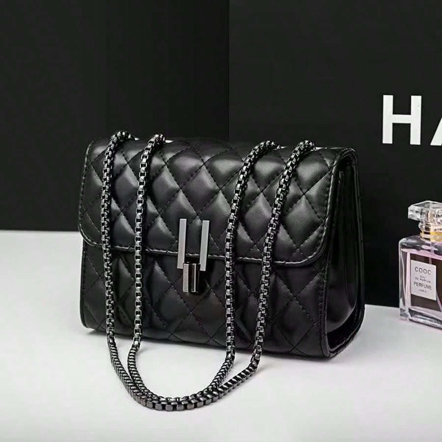 Bolsa Feminina com Divisórias Internas e Design Matelassado – Compacta, Chique e Funcional
