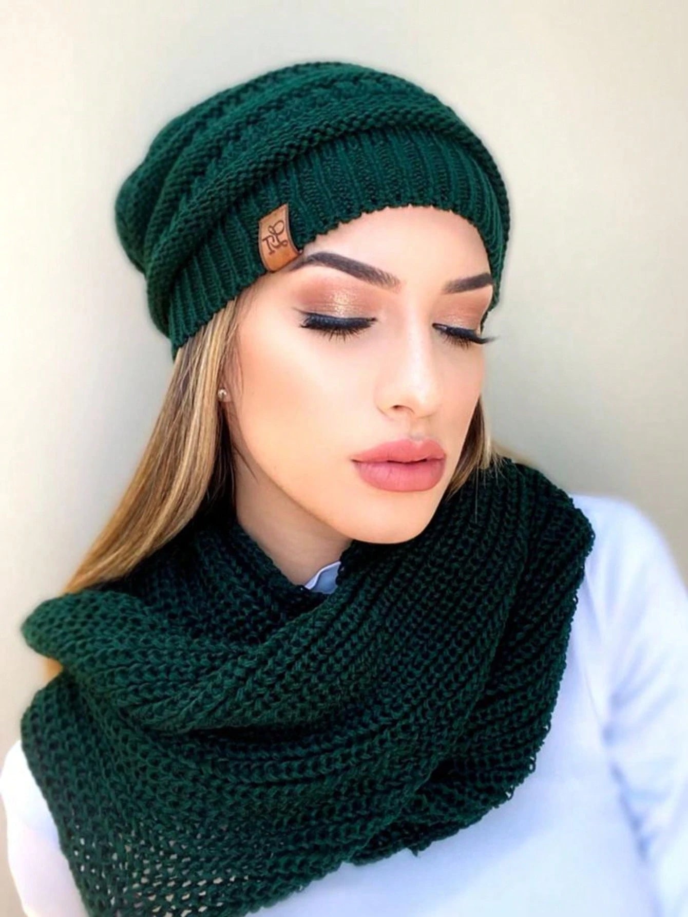 Vendedor IndicadoConjunto Tricot Gorro Cachecol Infinito Macio Lã Tendencia Inverno Moda
