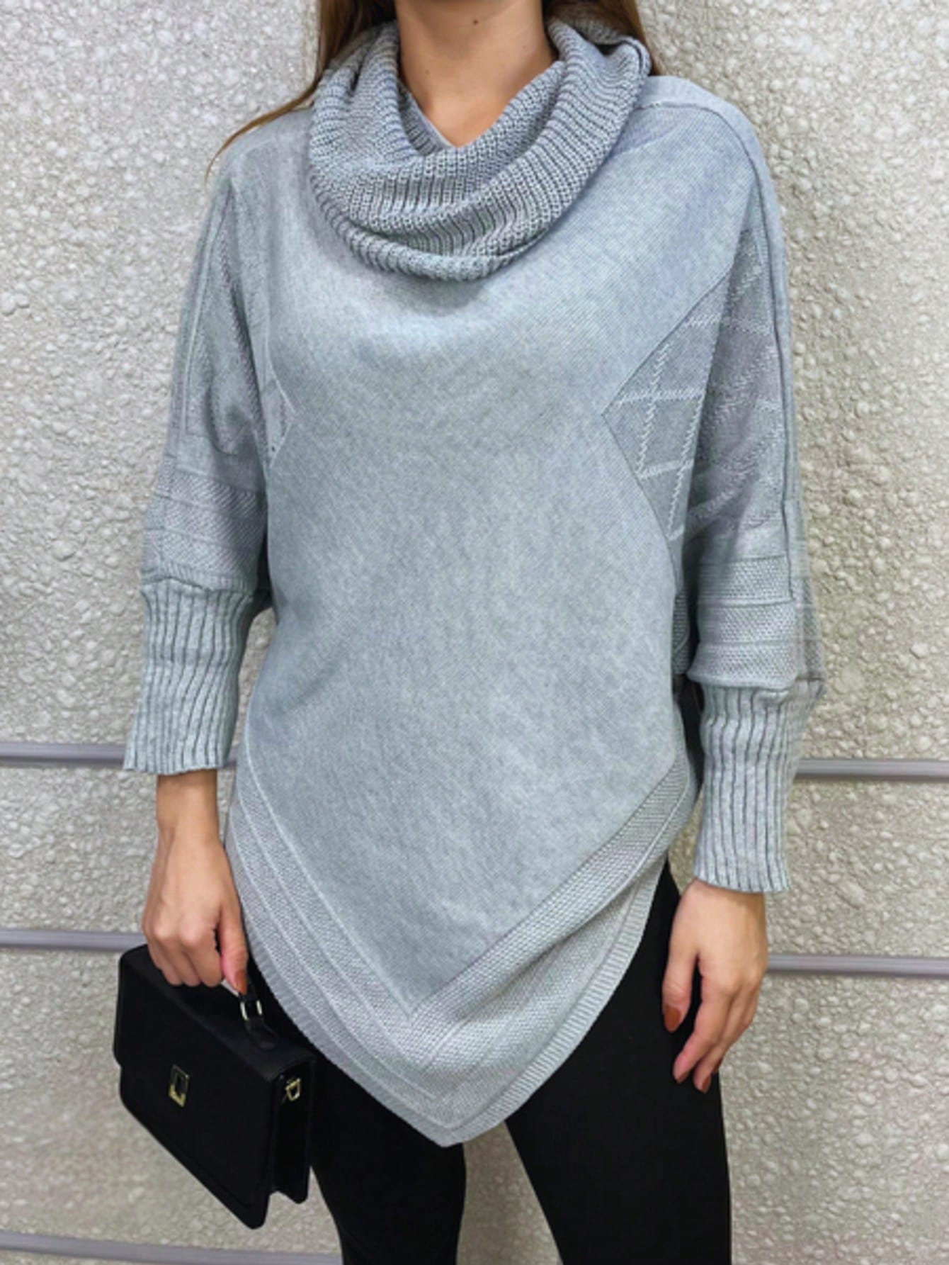 Vendedor IndicadoPoncho Feminino Bico Mousse Tricot Liso Gola Alta Casaco Lã Inverno