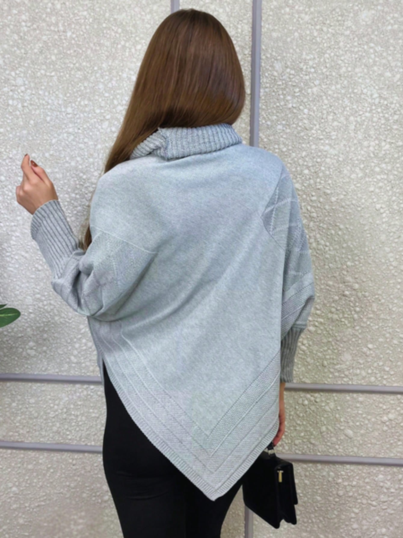 Vendedor IndicadoPoncho Feminino Bico Mousse Tricot Liso Gola Alta Casaco Lã Inverno