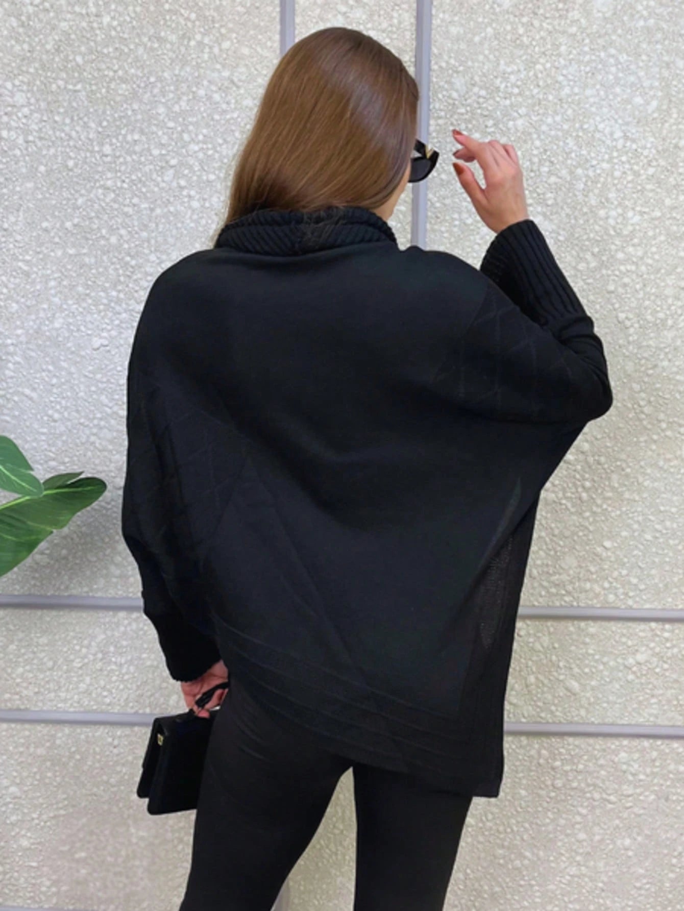 Vendedor IndicadoPoncho Feminino Bico Mousse Tricot Liso Gola Alta Casaco Lã Inverno