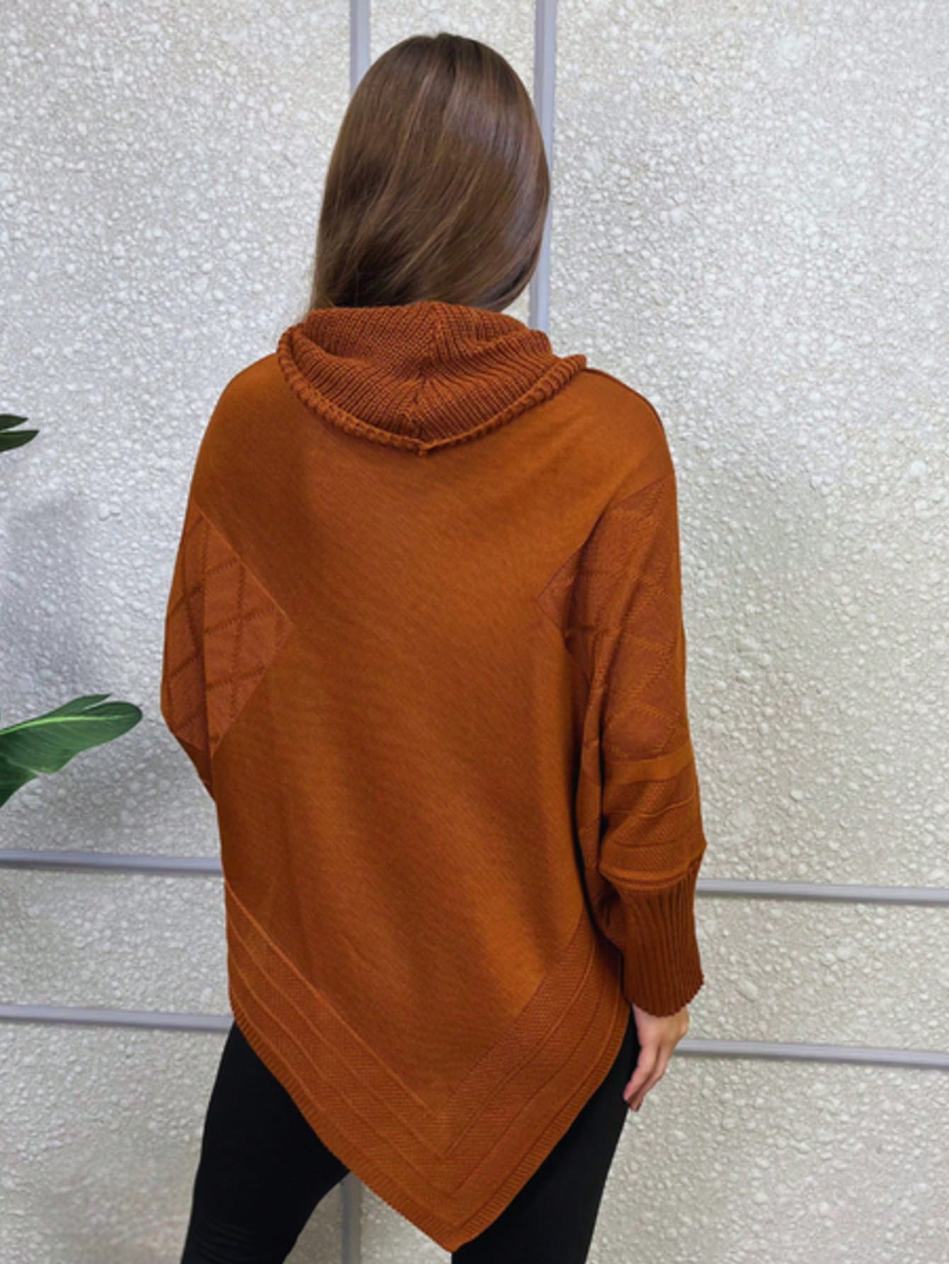 Vendedor IndicadoPoncho Feminino Bico Mousse Tricot Liso Gola Alta Casaco Lã Inverno