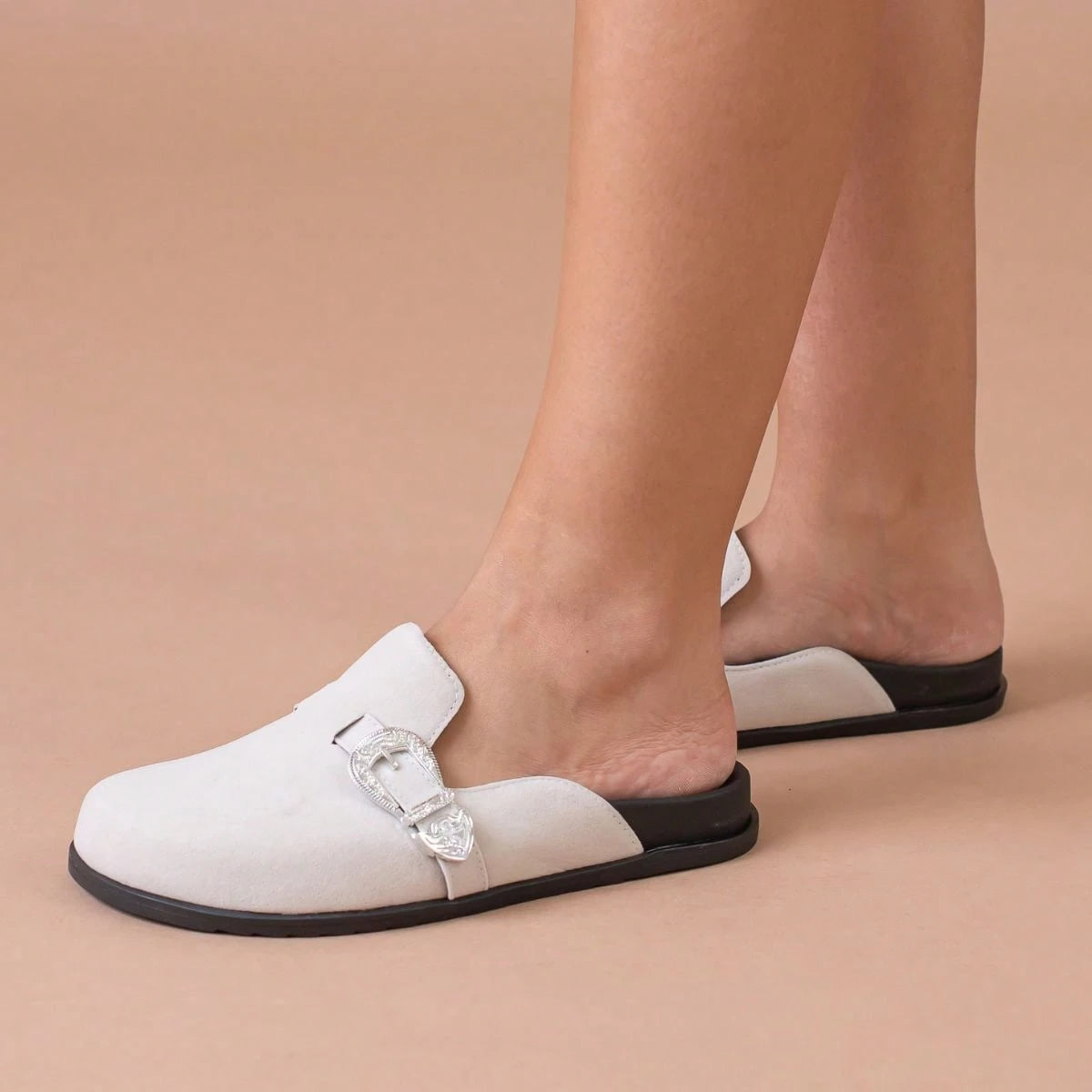 Clog Feminino Sapato Mule Babuche Camurça Com Fivela Estilo e Conforto para o Dia a Dia Elegância Anatômico
