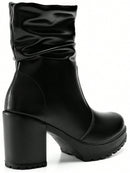 Bota Tratorada Feminina Cano Curto Enrugada | Looks Cheios de Estilo
