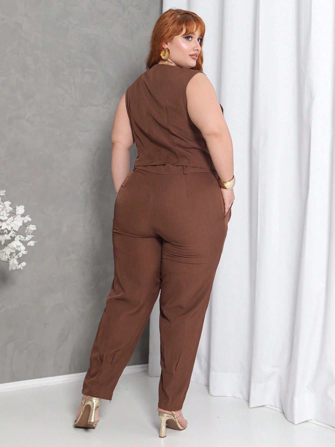 Vendedor Indicado
Conjunto De Alfaiataria Feminino Colete + Calça Moda Casual/Social Plus