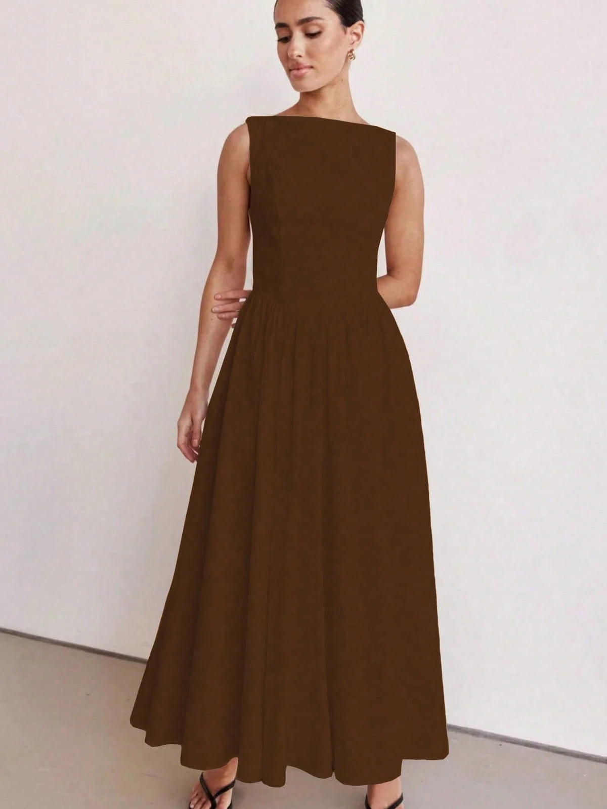 Vestido Longo Feminino Slim com Costas Nuas – Decote Redondo, Sofisticado e Confortável 