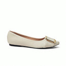 Sapatilha Feminina Bico Fino e Fivela Decorativa