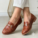 Mocassim Feminino Clássico Confortável com Detalhe Em ABS e Textura Croco