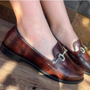 Mocassim Feminino Clássico Confortável com Detalhe Em ABS e Textura Croco