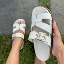 Papete Feminina Birken com Fivela Paola | Estilo e Conforto em Cada Passo