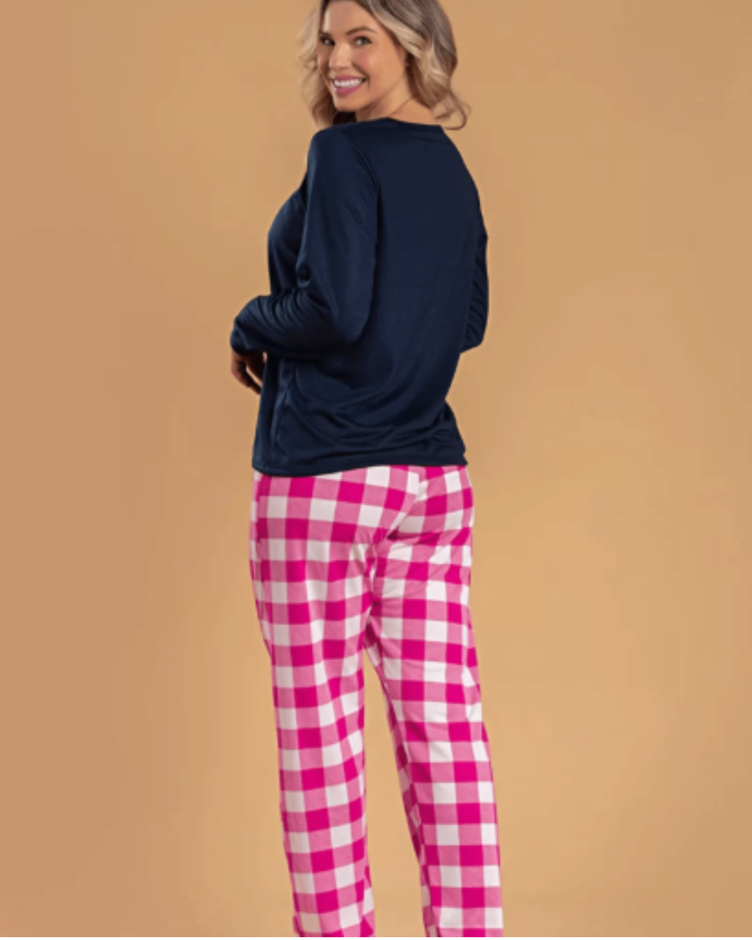 Pijama Feminino Inverno Urso Xadrez | Quentinho, Estiloso e Confortável para Dias Frios