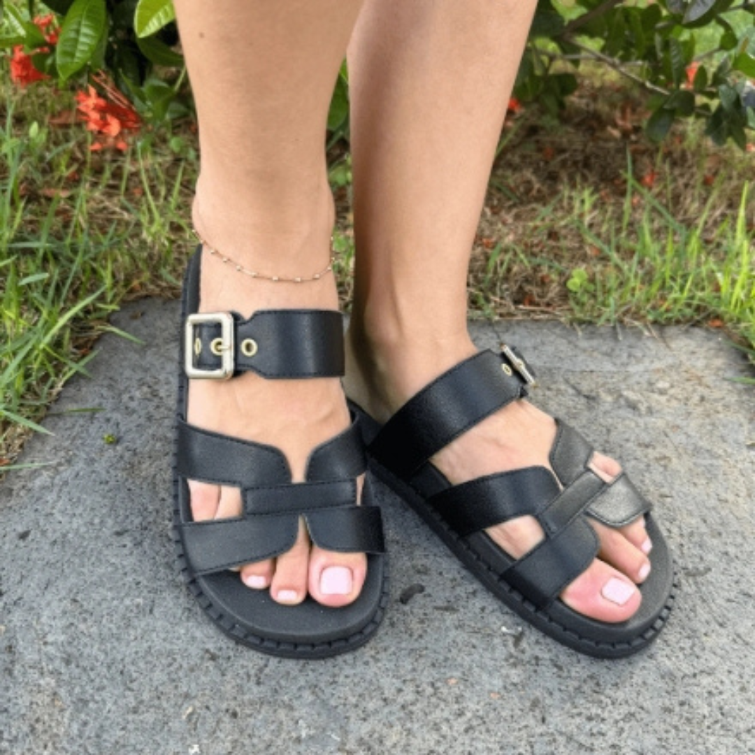 Papete Feminina Birken com Fivela Paola | Estilo e Conforto em Cada Passo