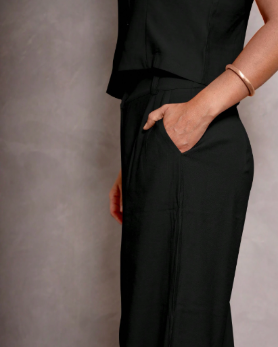 Conjunto Feminino Colete e Calça de Alfaiataria | Elegância e Estilo em um Look Completo