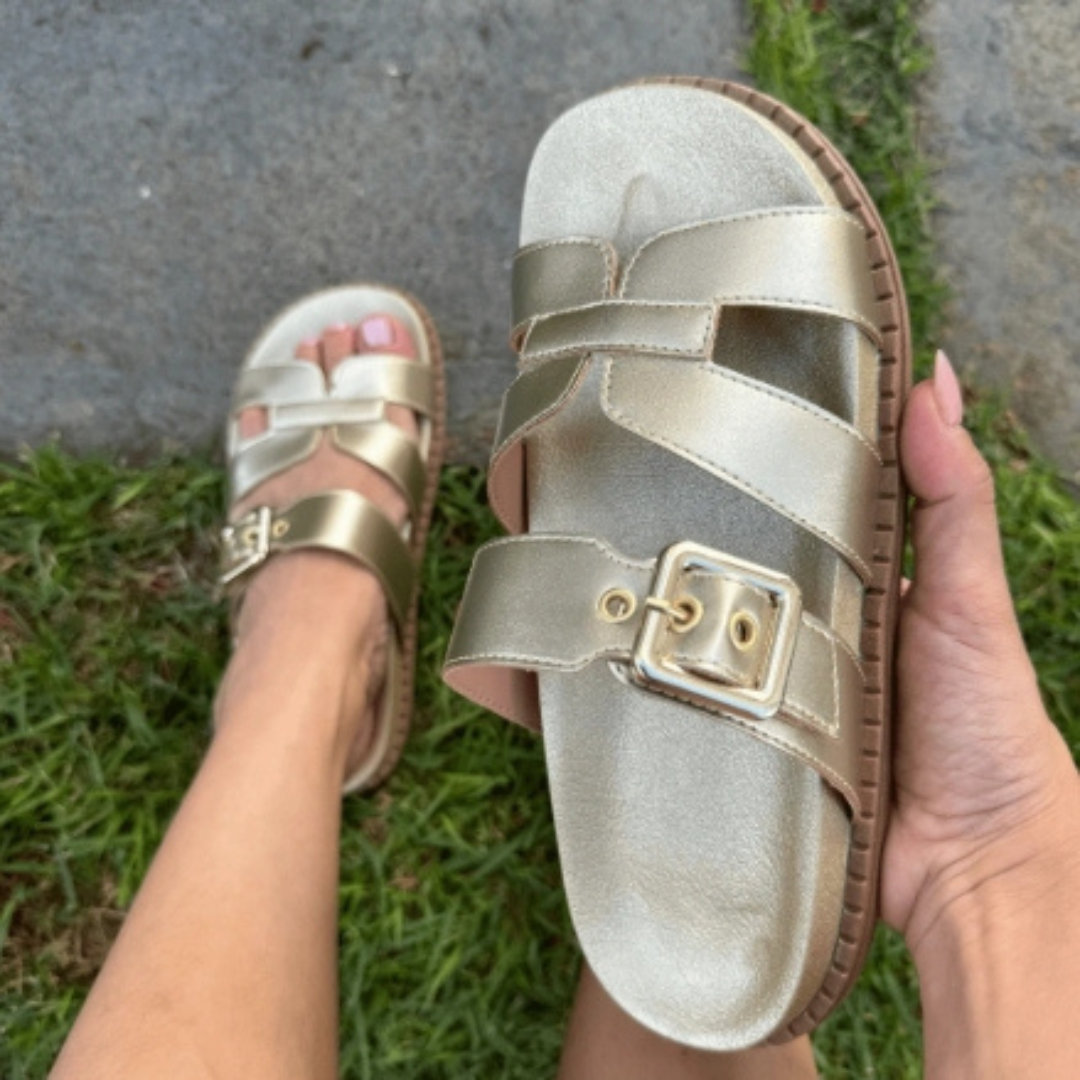 Papete Feminina Birken com Fivela Paola | Estilo e Conforto em Cada Passo