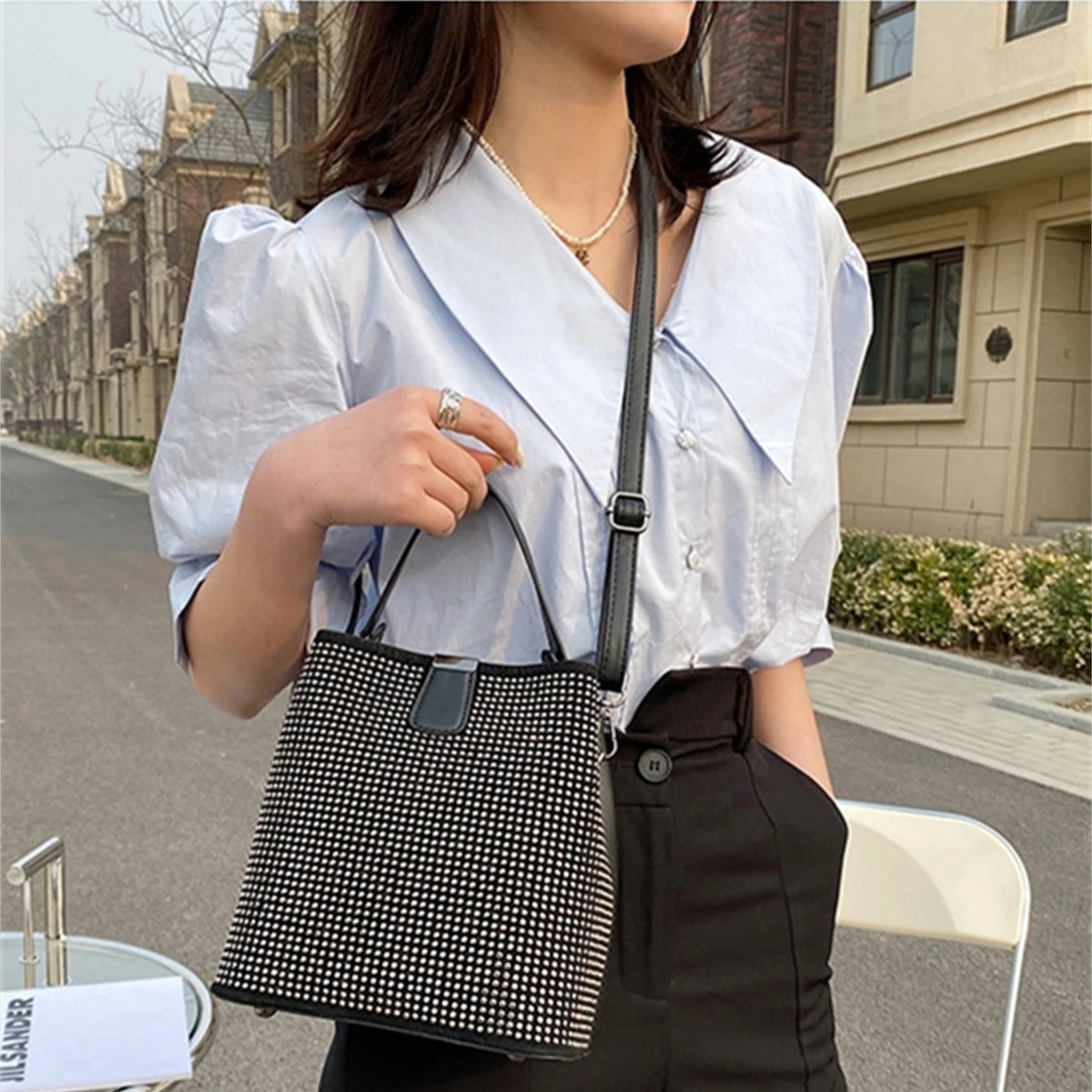Bolsa Feminina Transversal com Brilho Cravejado | Elegância e Sofisticação para Todas as Ocasiões