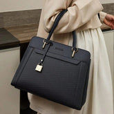 Bolsa Feminina Grande de Mão com Alça Lateral Vintage Preta