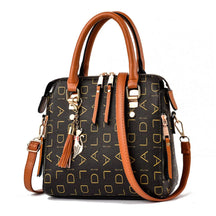 Bolsa Feminina de Mão e Alça Lateral  Luxuosa