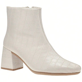  Bota Feminina Bico Fino Cano Curto Textura Croco 