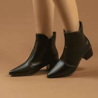 Bota Feminina Salto Médio Bico Fino Cano Curto Preta