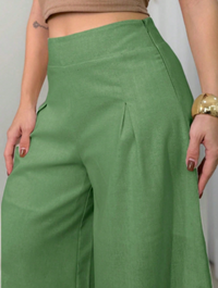 Calça Feminina de Linho Pantalona  com Zíper Lateral e Forro Verde