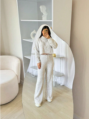 Conjunto Feminino Pantalona e Blusa Gola Alta em Mousse Tricot | Elegante, Quentinho e Sofisticado