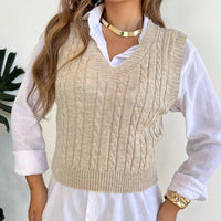 Colete Feminino Curto de Tricot e Decote em V