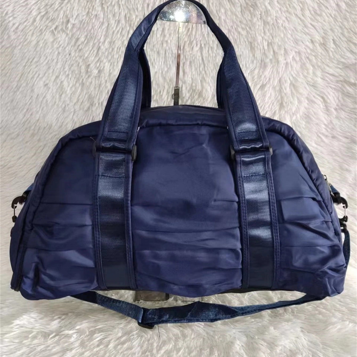 Vendedor Indicadobolsa feminina mala de academia com Chaveiro pompom