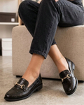 Mocassim Feminino Clássico Confortável com Detalhe Em ABS e Textura Croco Preto