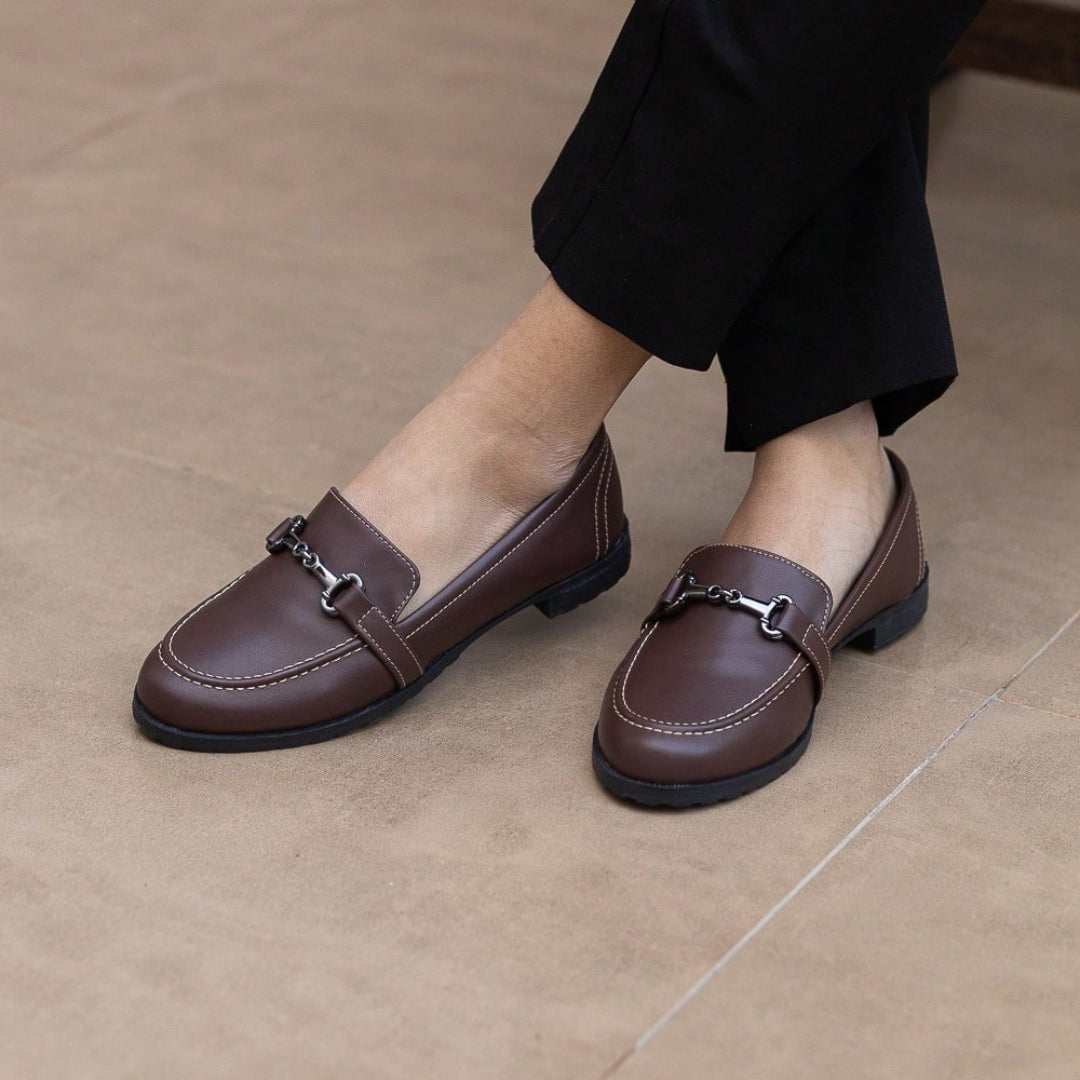 Mocassim Feminino Sola Tratorada Clássico Loafer Marrom