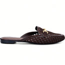 Mule Feminino Bico Quadrado Material Natural e Enfeite Dourado Marrom