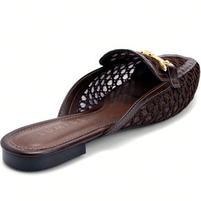 Mule Feminino Bico Quadrado Material Natural e Enfeite Dourado Marrom