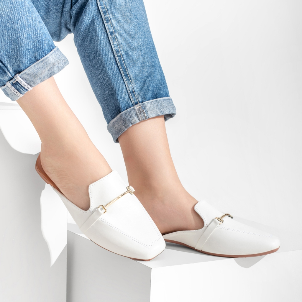 Mule Feminino Rasteira Bico Quadrado 